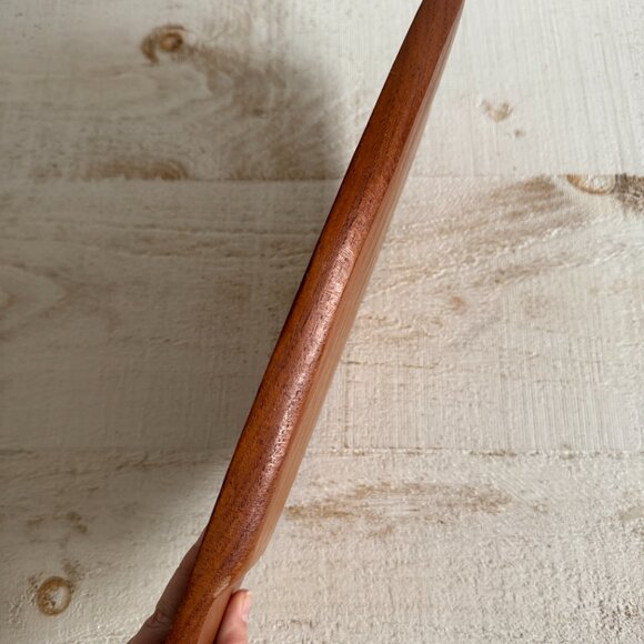 Vintage Solid Teak Long Flat Tray with Carved Flower Detailing - Picture 10 of 12